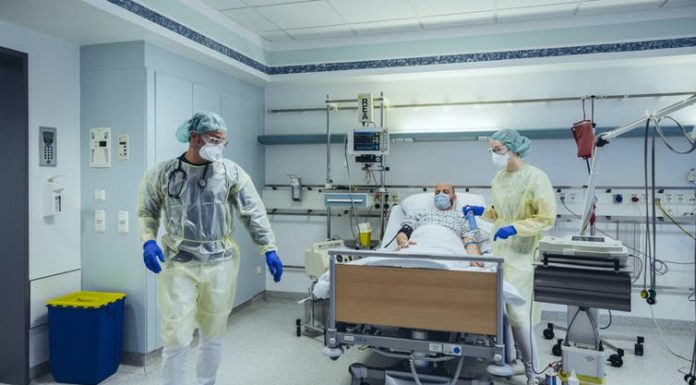 COVID-19 survivor's guilt a growing issue as reality of loss settles in