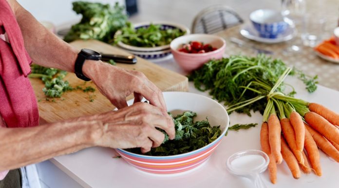 What Is a Heart Attack? Symptoms, Causes, Diagnosis, Treatment, and Prevention