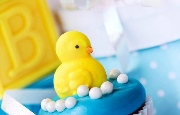15 crazy fun baby shower games
