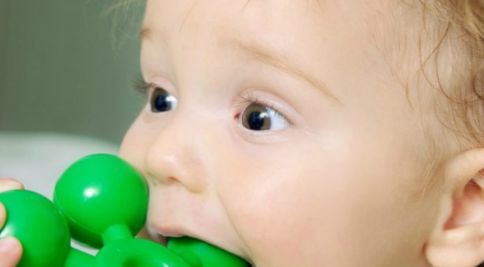 10 teething remedies that work
