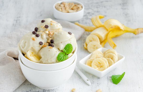 Simple Delicious: 60 Summer Dessert Recipes for Weight Loss