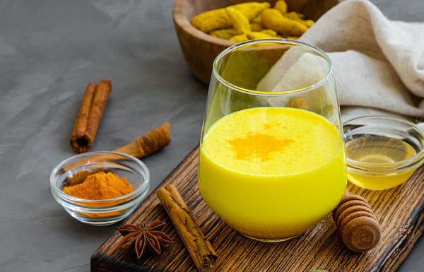 Boost Your Immunity: 30 Turmeric Tea Benefits and Recipes