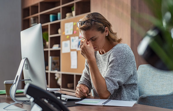 Mental Fatigue? 8 Brain Fog Remedies to Improve Clarity and Focus